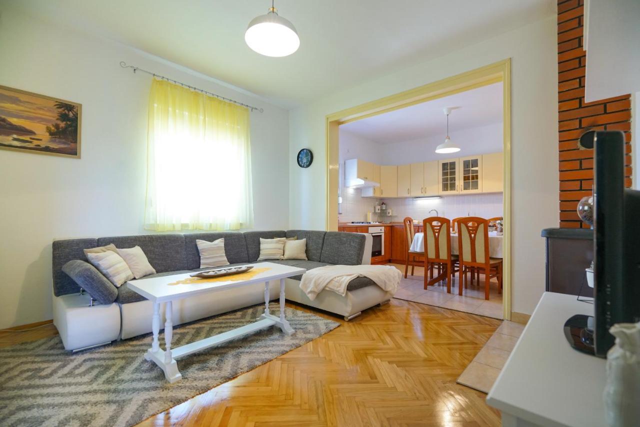 Apartment Jardin With Free Cowered Parking Задар Экстерьер фото
